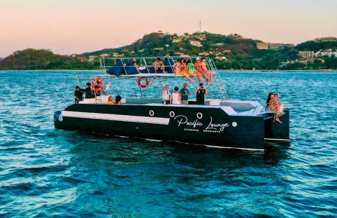 Discover Tamarindo: A Beach Town Paradise in Costa Rica